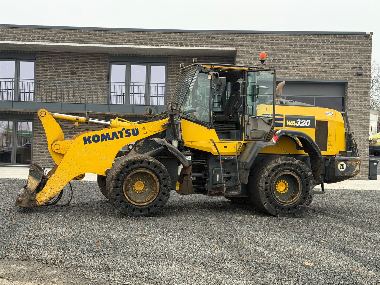Komatsu WA 320 -8 Radlader Highlift Vollgummi Wartung - Wheel loader: picture 2 Komatsu WA 320 -8 Radlader Highlift Vollgummi Wartung - Wheel loader: picture 2