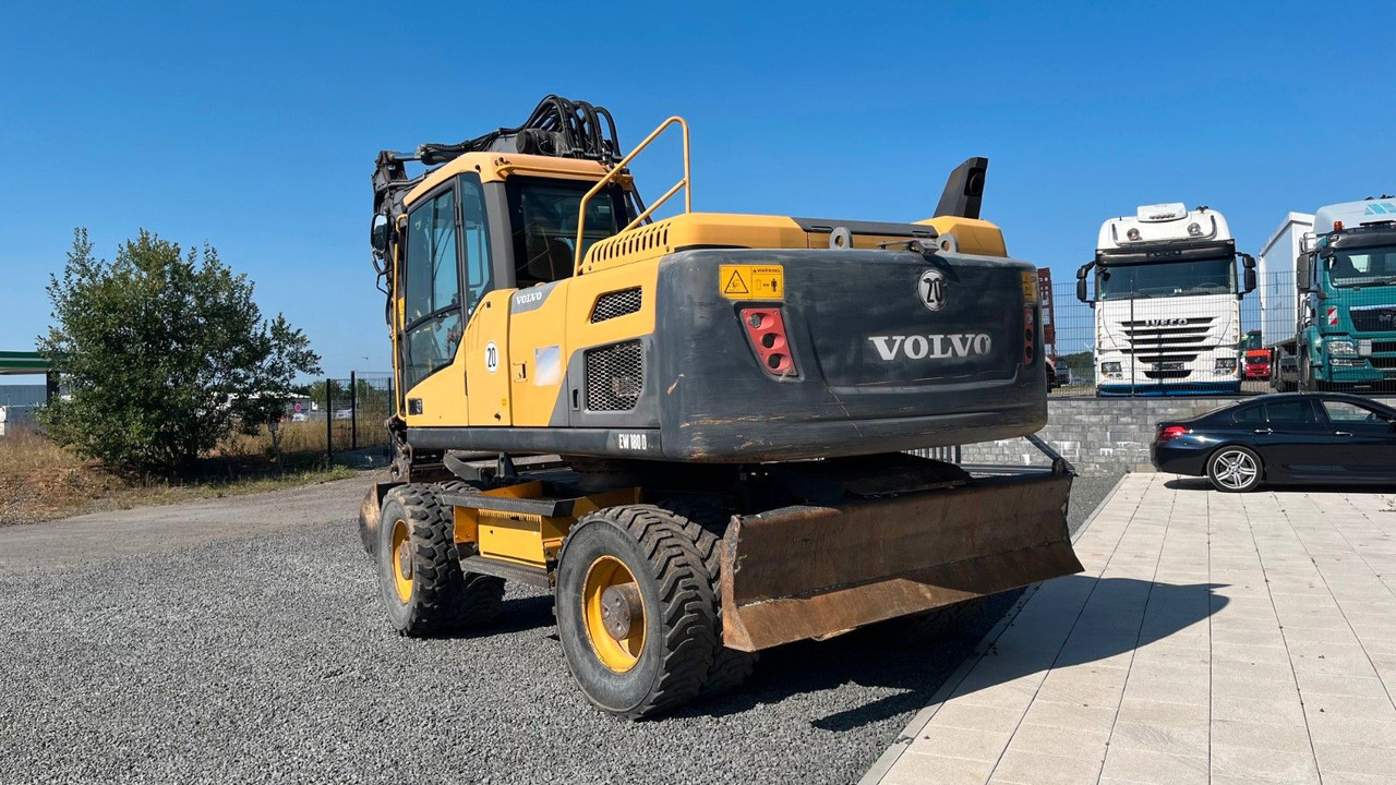 Volvo EW180D 20500 Kg Verstellausleger OilQuick - Wheel excavator: picture 4 Volvo EW180D 20500 Kg Verstellausleger OilQuick - Wheel excavator: picture 4