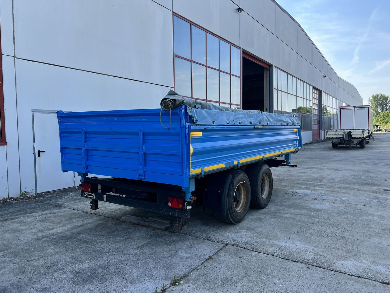Blomenröhr 14 t Tandemkipper- Tieflader, Breitbereifung - Tipper trailer: picture 5 Blomenröhr 14 t Tandemkipper- Tieflader, Breitbereifung - Tipper trailer: picture 5