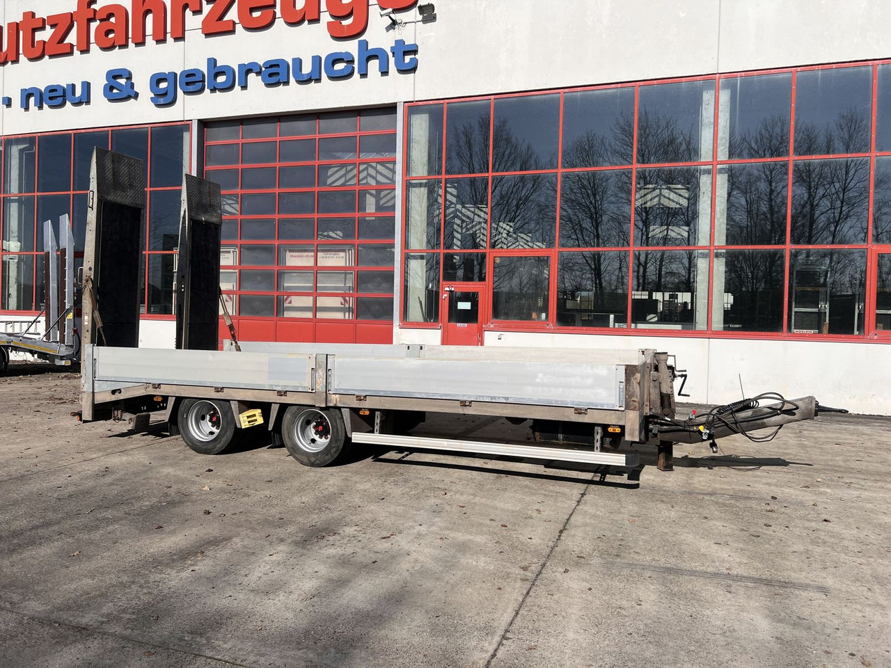 Möslein 19 t Tandemtieflader - Low loader trailer: picture 3 Möslein 19 t Tandemtieflader - Low loader trailer: picture 3