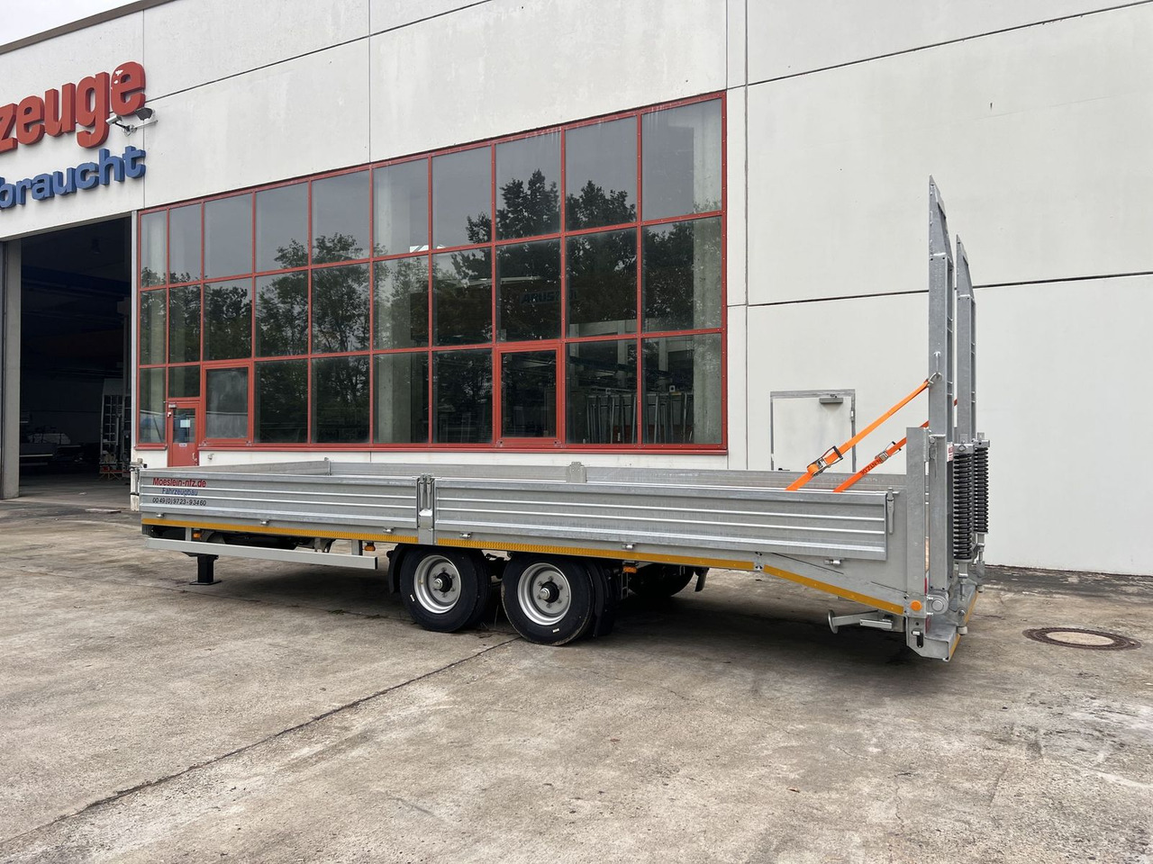 Möslein Neuer Tandemtieflader, 7,28 m Ladefläche - Low loader trailer: picture 5 Möslein Neuer Tandemtieflader, 7,28 m Ladefläche - Low loader trailer: picture 5