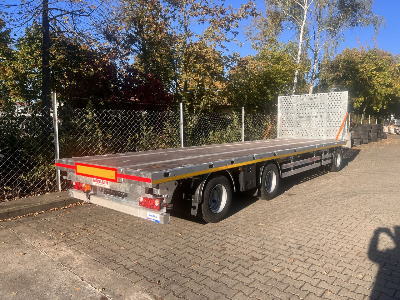 Möslein T 3 Plato 9 m  3 Achs Jumbo- Plato- Anhänger 9 m, Mega - Dropside/ Flatbed trailer: picture 5 Möslein T 3 Plato 9 m  3 Achs Jumbo- Plato- Anhänger 9 m, Mega - Dropside/ Flatbed trailer: picture 5