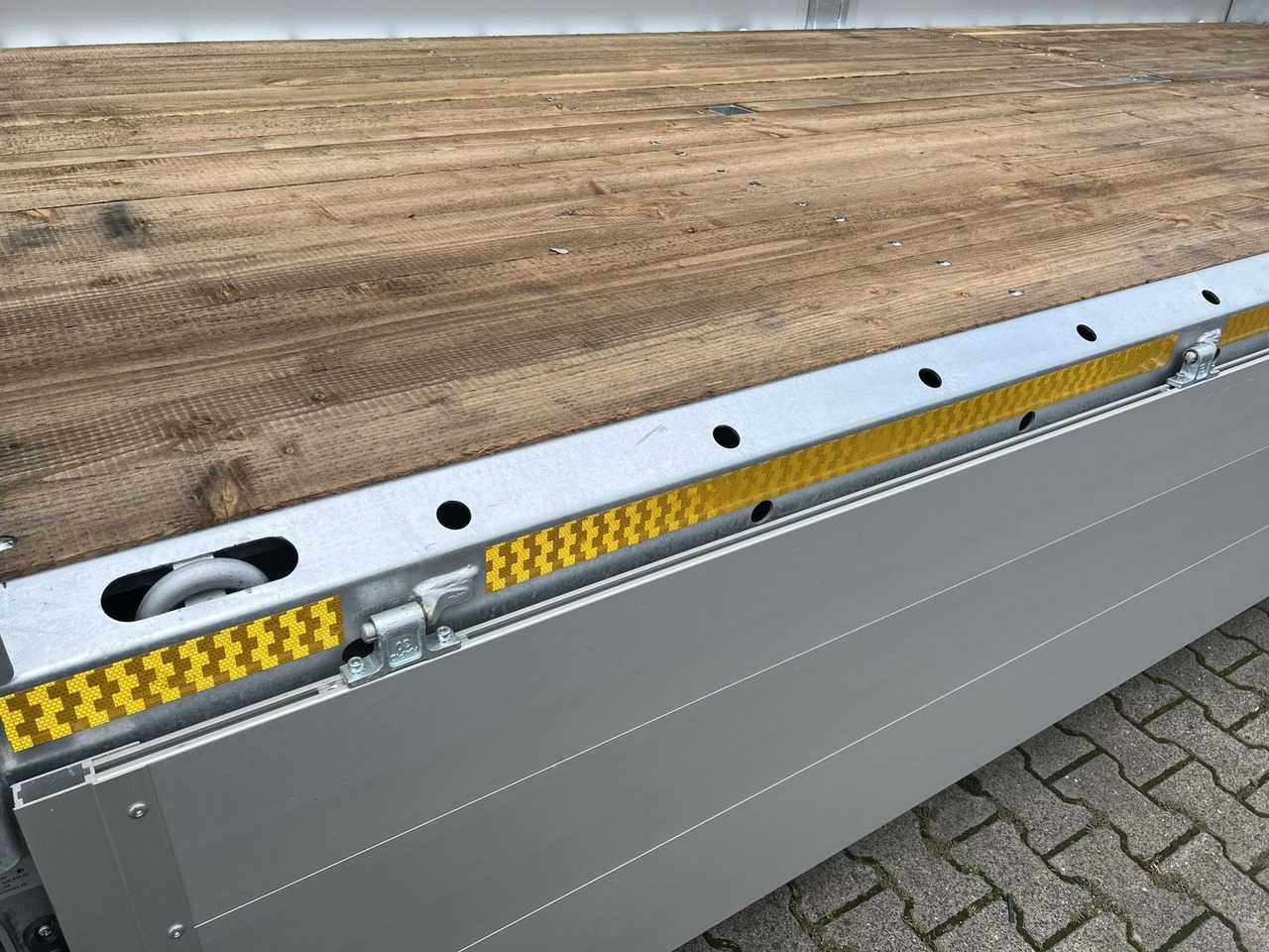 Low loader trailer Möslein  Tandem- Pritschenanhänger- Tieflader: picture 15