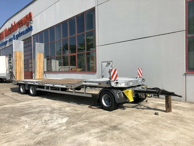Möslein neuer 3 Achs Tieflader- Anhänger - Low loader trailer: picture 3 Möslein neuer 3 Achs Tieflader- Anhänger - Low loader trailer: picture 3