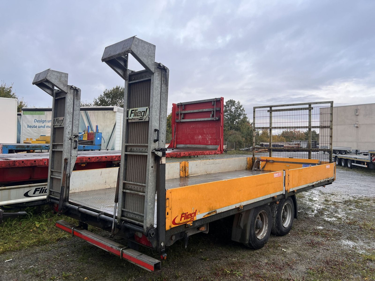 Tandemtieflader - Low loader trailer: picture 3 Tandemtieflader - Low loader trailer: picture 3