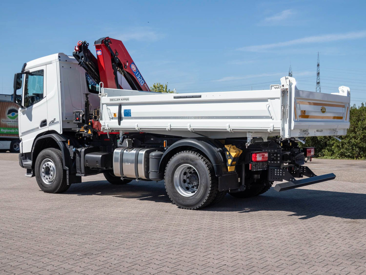 DAF FA XDC 370 Krankipper DAF XDC 370 FA Meiller Krankipper HMF - Crane truck, Tipper: picture 5 DAF FA XDC 370 Krankipper DAF XDC 370 FA Meiller Krankipper HMF - Crane truck, Tipper: picture 5