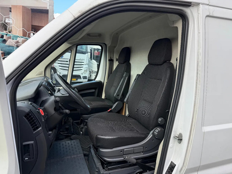 Panel van Opel Movano 2.2 D 140 pk 2022 L3 H2 !!!MOTOR PROBLEM !!!: picture 9