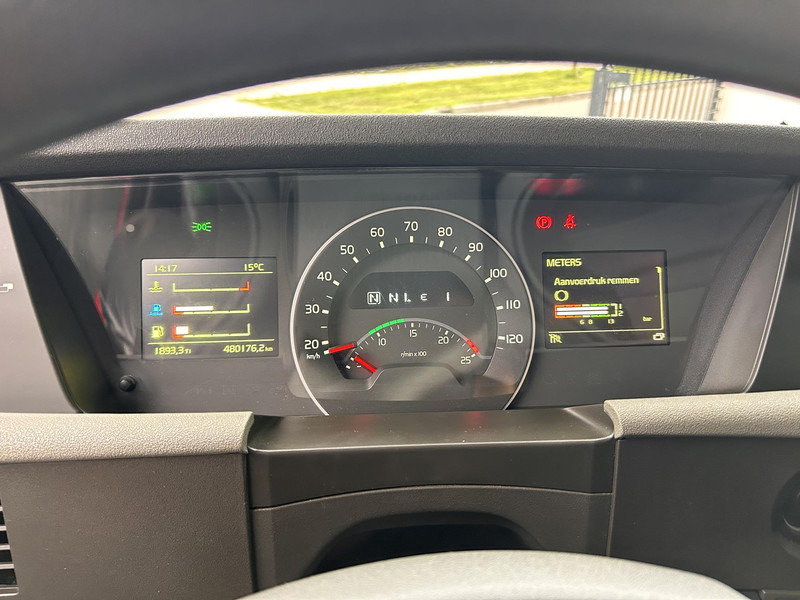 Tractor unit Volvo FH: picture 6