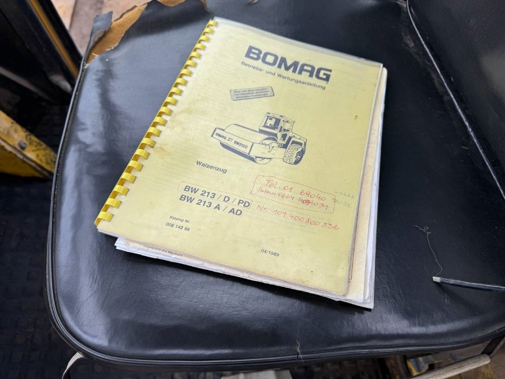 Compactor Bomag BW 213 D: picture 18