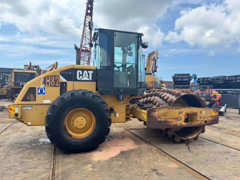 CAT CP 533 E - Compactor: picture 5 CAT CP 533 E - Compactor: picture 5