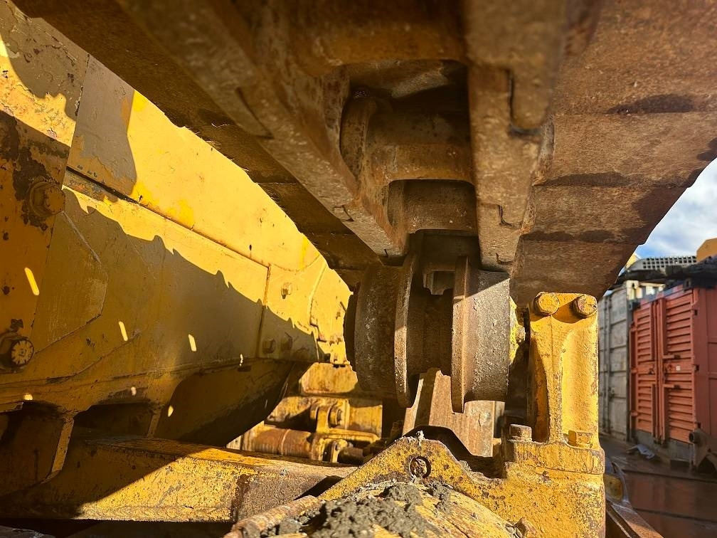 Bulldozer CAT D6D with winch: picture 10