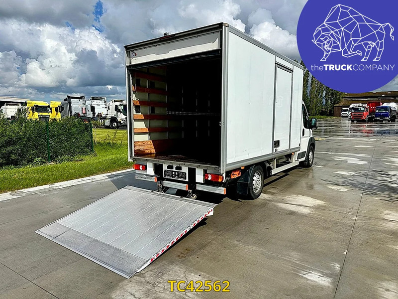 Fiat Ducato meubelbak + lift 3.0D automaat - Box van: picture 3 Fiat Ducato meubelbak + lift 3.0D automaat - Box van: picture 3