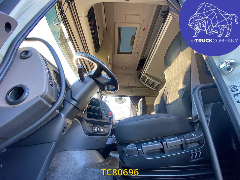 DAF XF 480 - Tractor unit: picture 4 DAF XF 480 - Tractor unit: picture 4