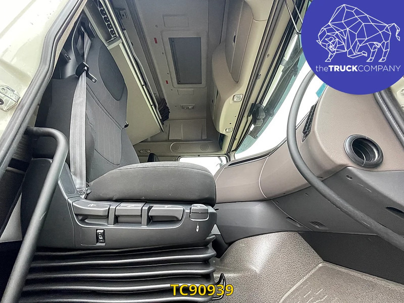 DAF XF 480 - Tractor unit: picture 2 DAF XF 480 - Tractor unit: picture 2