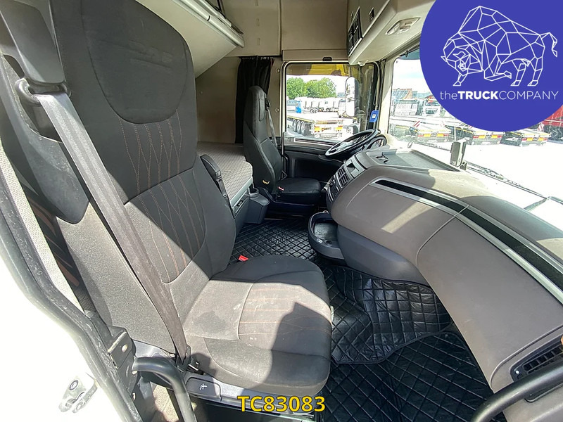 DAF XF Euro6 450 - Tractor unit: picture 5 DAF XF Euro6 450 - Tractor unit: picture 5