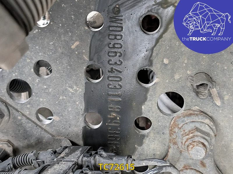 Tractor unit Mercedes-Benz Actros 1842: picture 12 Tractor unit Mercedes-Benz Actros 1842: picture 12