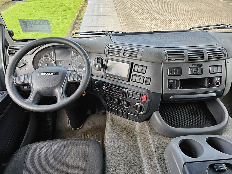 Interior photo 1: Box truck DAF CF 250 19T LIFT AIRCO
