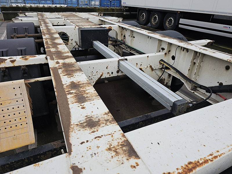 Container transporter/ Swap body semi-trailer Krone SD: picture 9 Container transporter/ Swap body semi-trailer Krone SD: picture 9