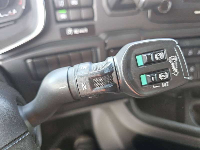 Container transporter/ Swap body truck Scania R450 6x2*4: picture 11