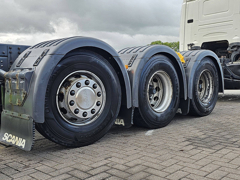 Cab chassis truck Scania R450: picture 17