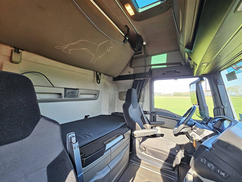 Tractor unit MAN 18.510 TGX GX XXL INTARDER LED: picture 15 Tractor unit MAN 18.510 TGX GX XXL INTARDER LED: picture 15