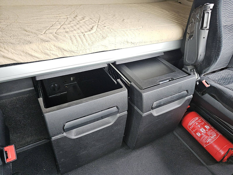 Tractor unit Mercedes-Benz ACTROS 1845 LS: picture 13