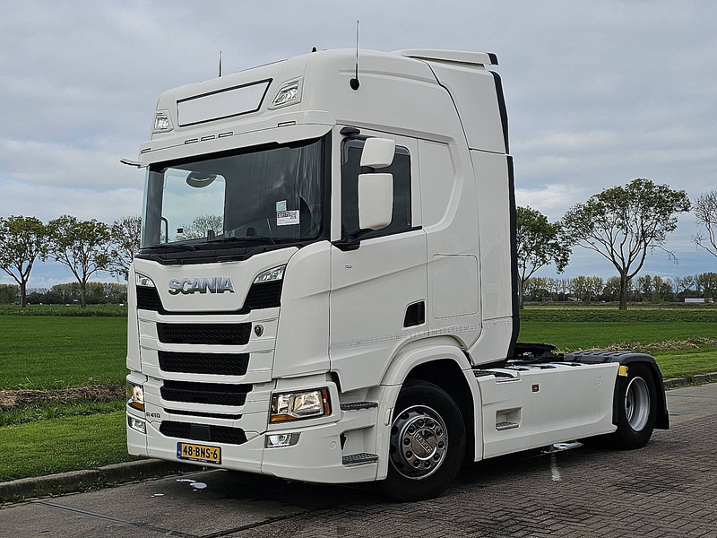 Scania R410 HL SKIRTS NL-TRUCK - Tractor unit: picture 2 Scania R410 HL SKIRTS NL-TRUCK - Tractor unit: picture 2