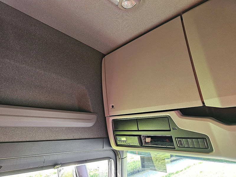 Tractor unit Scania R460 SUPER: picture 10 Tractor unit Scania R460 SUPER: picture 10