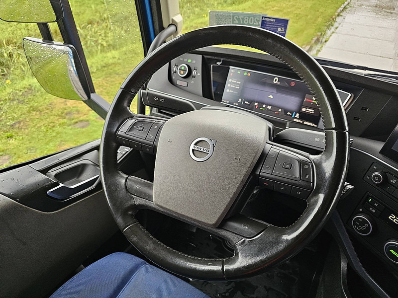 Tractor unit Volvo FH 460 FH5 2X TANK VEB+: picture 11