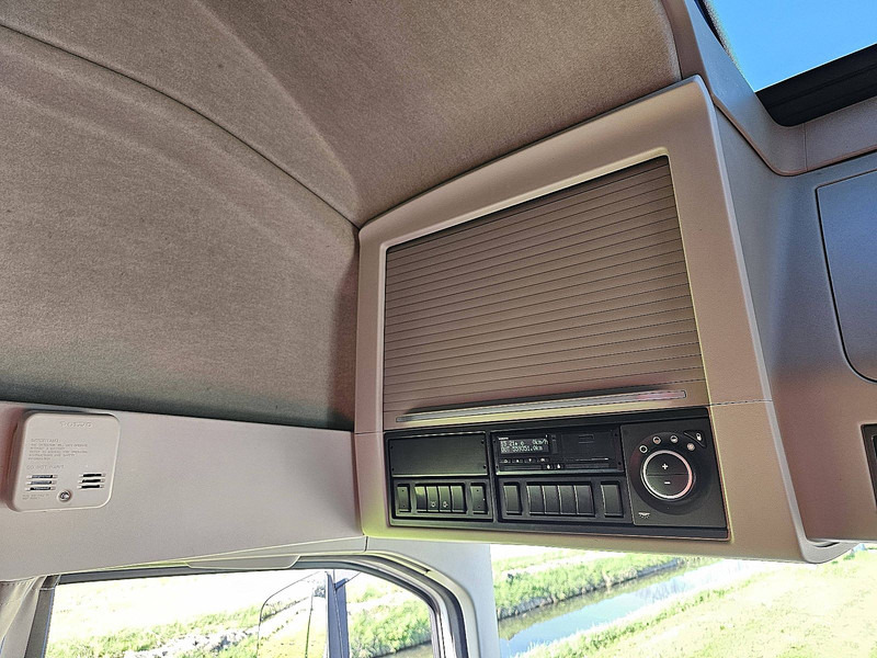 Tractor unit Volvo FH 500 XL LED I-PARK-COOL: picture 10 Tractor unit Volvo FH 500 XL LED I-PARK-COOL: picture 10