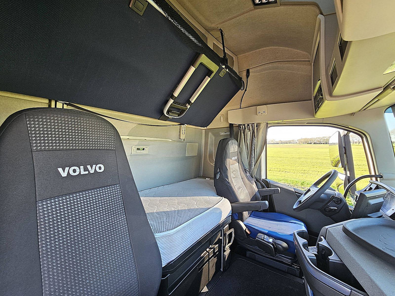 Tractor unit Volvo FH 500 XL LED I-PARK-COOL: picture 15 Tractor unit Volvo FH 500 XL LED I-PARK-COOL: picture 15