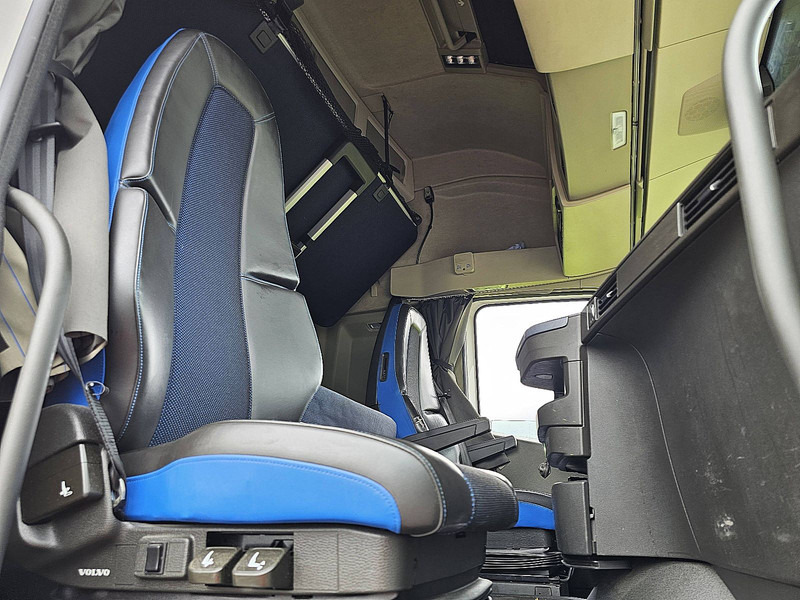 Tractor unit Volvo FH 500 XL: picture 7