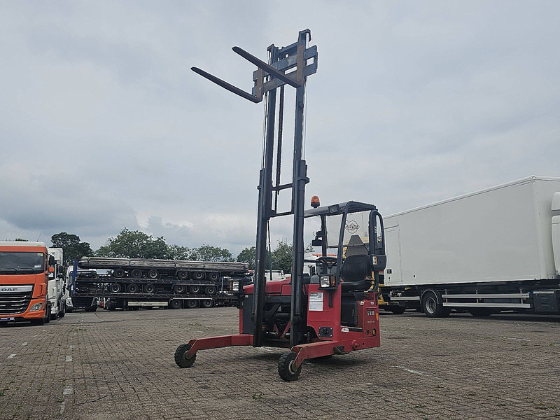 Moffet mounty M4 20.1 1WD 3.6M HIGH - Telescopic handler: picture 1 Moffet mounty M4 20.1 1WD 3.6M HIGH - Telescopic handler: picture 1