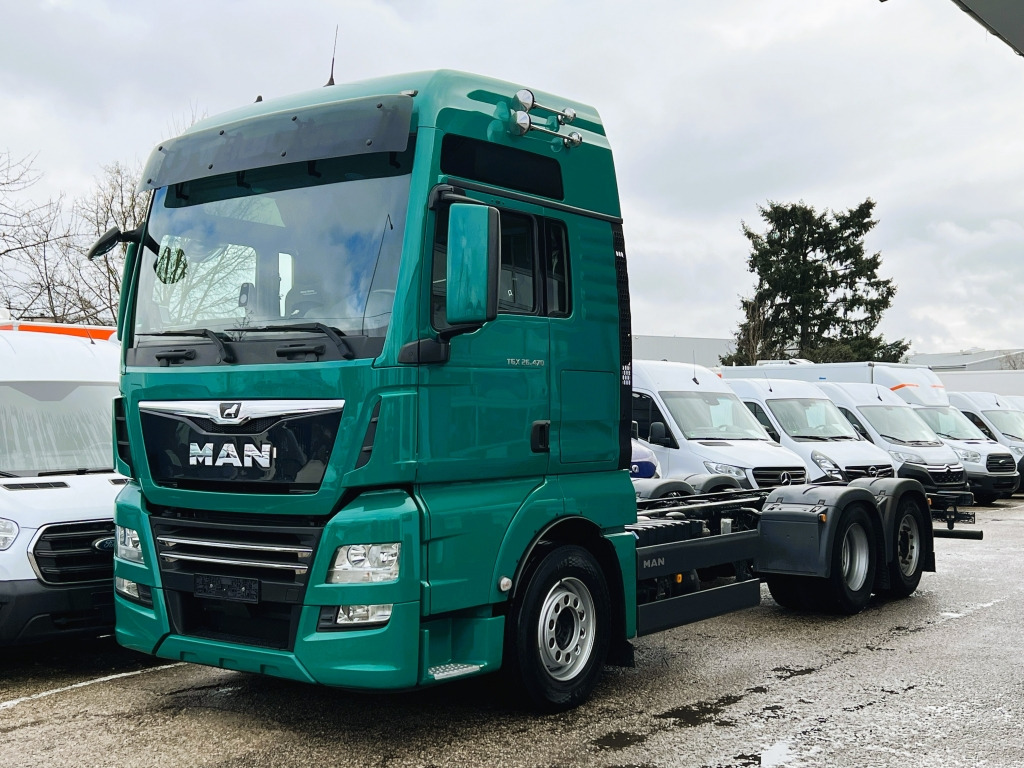 Cab chassis truck MAN TGX 26.470 XXL Standklima Intarder Liftachse AHK: picture 7