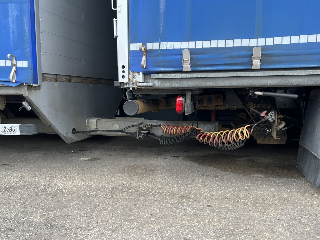 Zebu 3037 Tandem 8.5m P+P Edscha Verdeck - Curtainsider trailer: picture 3 Zebu 3037 Tandem 8.5m P+P Edscha Verdeck - Curtainsider trailer: picture 3