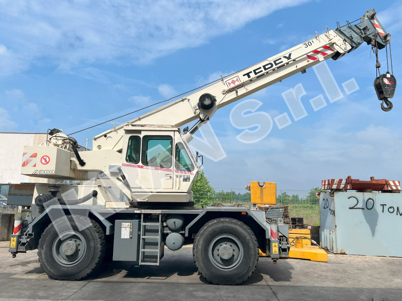 Terex A300 - Rough terrain crane: picture 1 Terex A300 - Rough terrain crane: picture 1