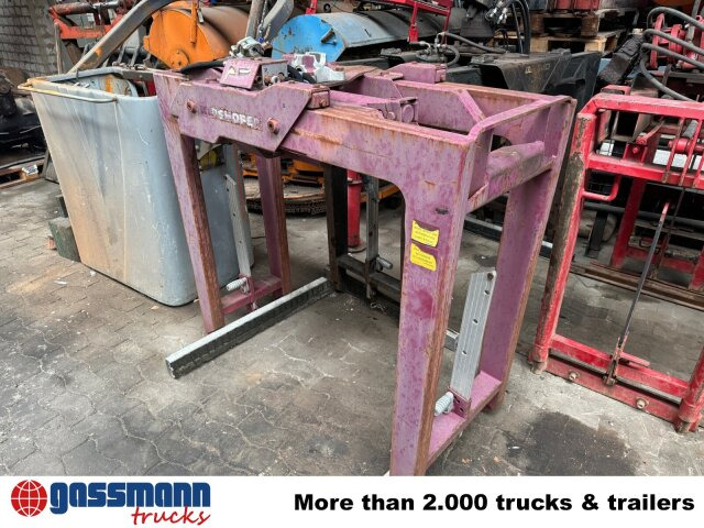KM 312-V-1100 Palettenzange - Clamp for Construction machinery: picture 2 KM 312-V-1100 Palettenzange - Clamp for Construction machinery: picture 2