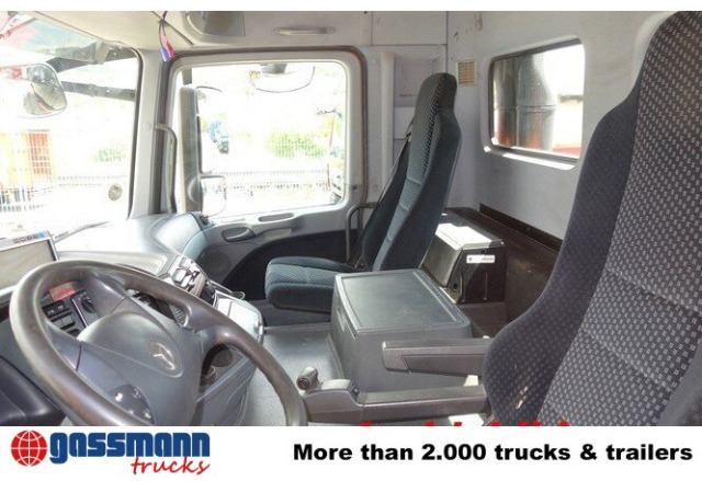 Mercedes-Benz Actros 2551L/6x2,Meiller, Lenk-Liftachse V 8 - Hook lift truck: picture 4 Mercedes-Benz Actros 2551L/6x2,Meiller, Lenk-Liftachse V 8 - Hook lift truck: picture 4