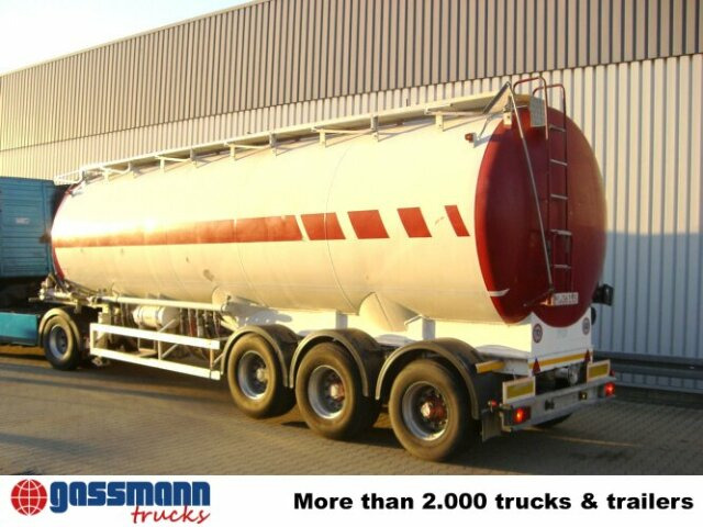 PIACENZA (I) C36R2P43, 43m³ - Silo semi-trailer: picture 2 PIACENZA (I) C36R2P43, 43m³ - Silo semi-trailer: picture 2