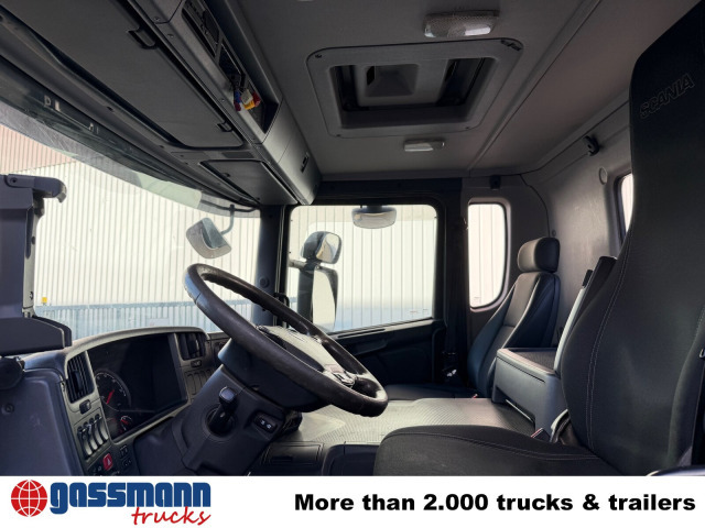 Scania P 320/400 6x2-4, Lenk-/Liftachse, - Skip loader truck: picture 3 Scania P 320/400 6x2-4, Lenk-/Liftachse, - Skip loader truck: picture 3