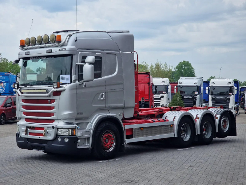 Scania R490 8x4*4 - HIAB XR24SL58 24T hooklift - Euro 6 - Full air - Steering axle - Hook lift truck: picture 3 Scania R490 8x4*4 - HIAB XR24SL58 24T hooklift - Euro 6 - Full air - Steering axle - Hook lift truck: picture 3