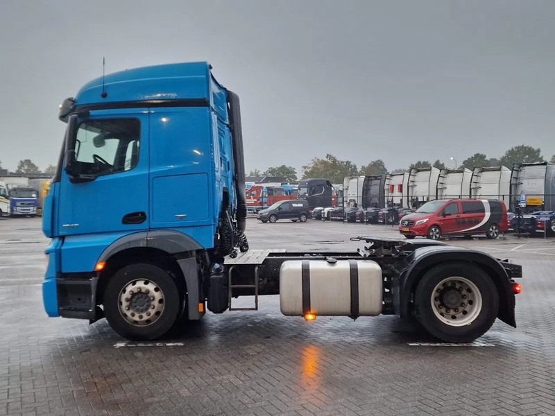 Mercedes-Benz Actros 1842 - 4x2 - Streamspace - Euro 6 - Fridge - Tractor unit: picture 4 Mercedes-Benz Actros 1842 - 4x2 - Streamspace - Euro 6 - Fridge - Tractor unit: picture 4