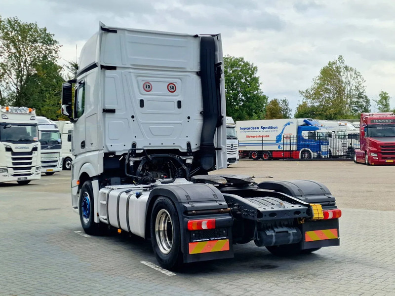 Mercedes-Benz Actros 1851 - 4x2 - Retarder - Steel/air - 2x tank - Fridge - - Tractor unit: picture 5 Mercedes-Benz Actros 1851 - 4x2 - Retarder - Steel/air - 2x tank - Fridge - - Tractor unit: picture 5