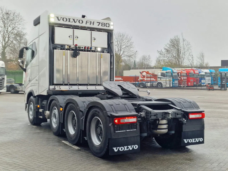 Volvo FH 16.780 8x4*4 Globetrotter XL - 245T GCW - New - Full air - I parkcool - Retarder - Tractor unit: picture 5 Volvo FH 16.780 8x4*4 Globetrotter XL - 245T GCW - New - Full air - I parkcool - Retarder - Tractor unit: picture 5