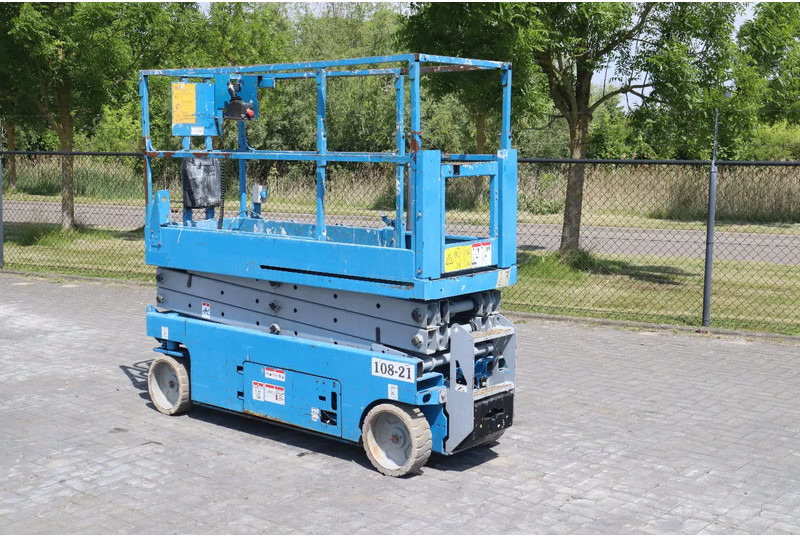 Genie GS-2032 | 8 METER | 363 KG - Scissor lift: picture 2 Genie GS-2032 | 8 METER | 363 KG - Scissor lift: picture 2