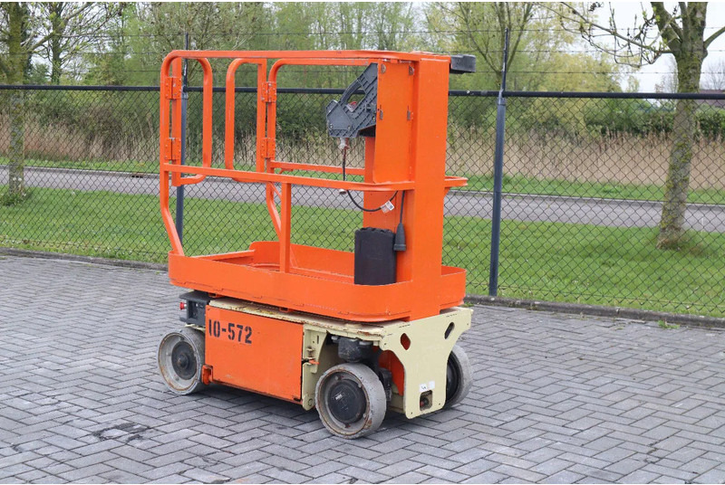JLG 1230 ES | 5.6 METER | 230 KG - Aerial platform: picture 3 JLG 1230 ES | 5.6 METER | 230 KG - Aerial platform: picture 3