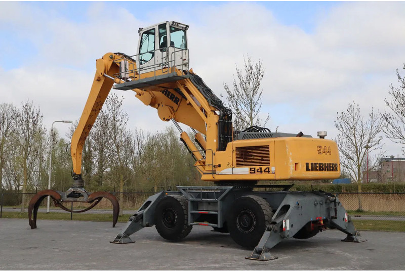 Liebherr A944 C HD | LOG GRAPPLE | HOLZGREIFER | TIMBER - Forestry harvester: picture 3 Liebherr A944 C HD | LOG GRAPPLE | HOLZGREIFER | TIMBER - Forestry harvester: picture 3
