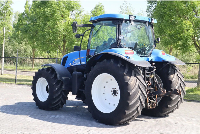New Holland TS135A | 40 KM/H | 4X4 | SUPERSTEER - Farm tractor: picture 3 New Holland TS135A | 40 KM/H | 4X4 | SUPERSTEER - Farm tractor: picture 3