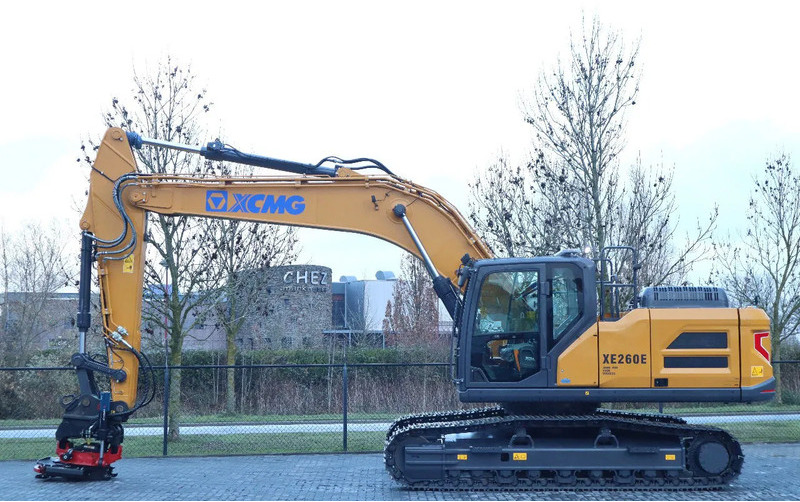 XCMG XE260E | ROTOTILT R8 | CE | CUMMINS STAGE V | FULL OPTION - Crawler excavator: picture 1 XCMG XE260E | ROTOTILT R8 | CE | CUMMINS STAGE V | FULL OPTION - Crawler excavator: picture 1
