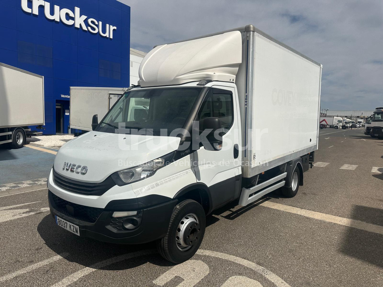 IVECO 72C15 GV P/E - Box truck: picture 2 IVECO 72C15 GV P/E - Box truck: picture 2